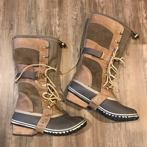 Sorel waterproof boots.  EUC.